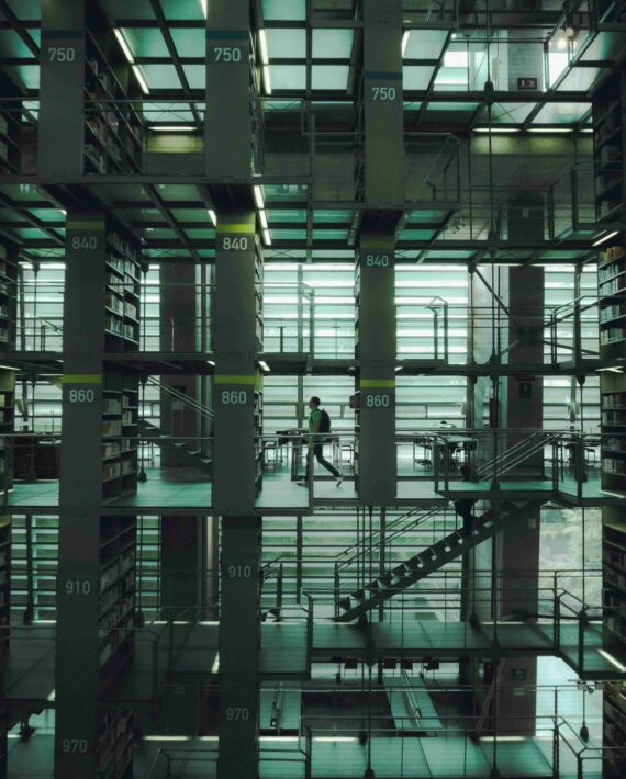 tiered-mezzanine-flooring-image-with-stairs